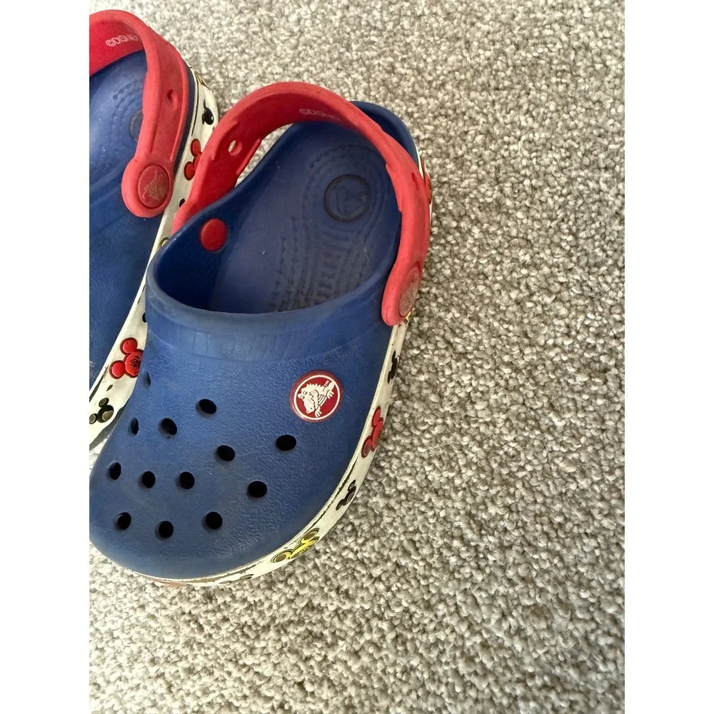 Crocs Kids Mickey Mouse Clogs Blue Red Disney Character‎ Shoes Size 10 Toddler